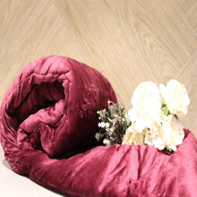 Load image into Gallery viewer, plum flannel comforter set -cq linen