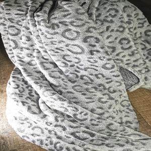 Flannel Fleece Embossed Throw - 180 x 200cm - CQ Linen