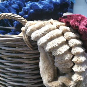 flannel fleece ribbed throw -CQ Linen